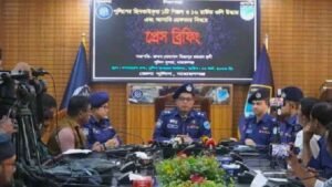 পুলিশ সুপারের কার্যালয়ে আয়োজিত এক সংবাদ সম্মেলন