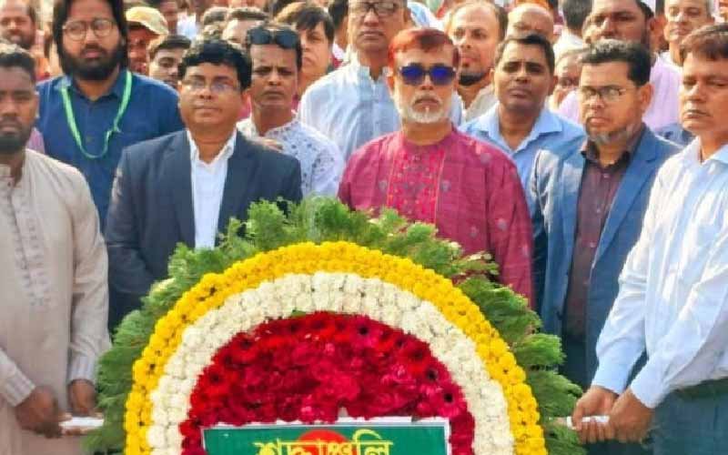 গণতন্ত্র ও আইনের শাসন প্রতিষ্ঠায় দায়িত্বশীল হতে হবে: এড. সাখাওয়াত স্বাধীনতা দিবস উদযাপনে নাসিক প্রশাসক এডভোকেট সাখাওয়াত হোসেন খান।