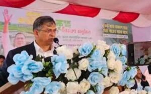 স্বরাষ্ট্রমন্ত্রী সালাহউদ্দিন আহমদ।