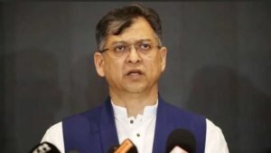 স্বরাষ্ট্রমন্ত্রী সালাহউদ্দিন আহমদ-এর ছবি।