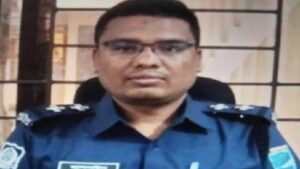 আড়াইহাজারে চাঁদাবাজির অভিযোগে এসআই প্রত্যাহার