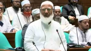 সংসদে বক্তব্য রাখছেন জামায়াতে ইসলামীর আমির ডা. মো. শফিকুর রহমান।