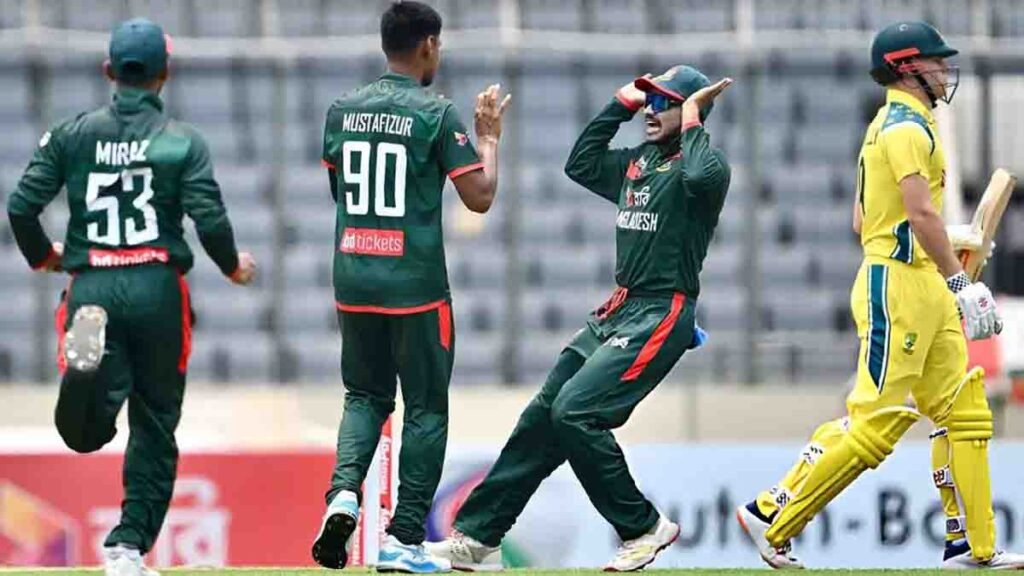 বাংলাদেশ=অস্ট্রেলিয়া ক্রিকেট সিরিজ ম্যাচের ছবি।