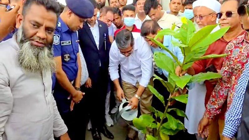 হাইওয়ের পাশে ময়লার ভাগাড় থাকবে না: প্রতিমন্ত্রী শাহে আলম