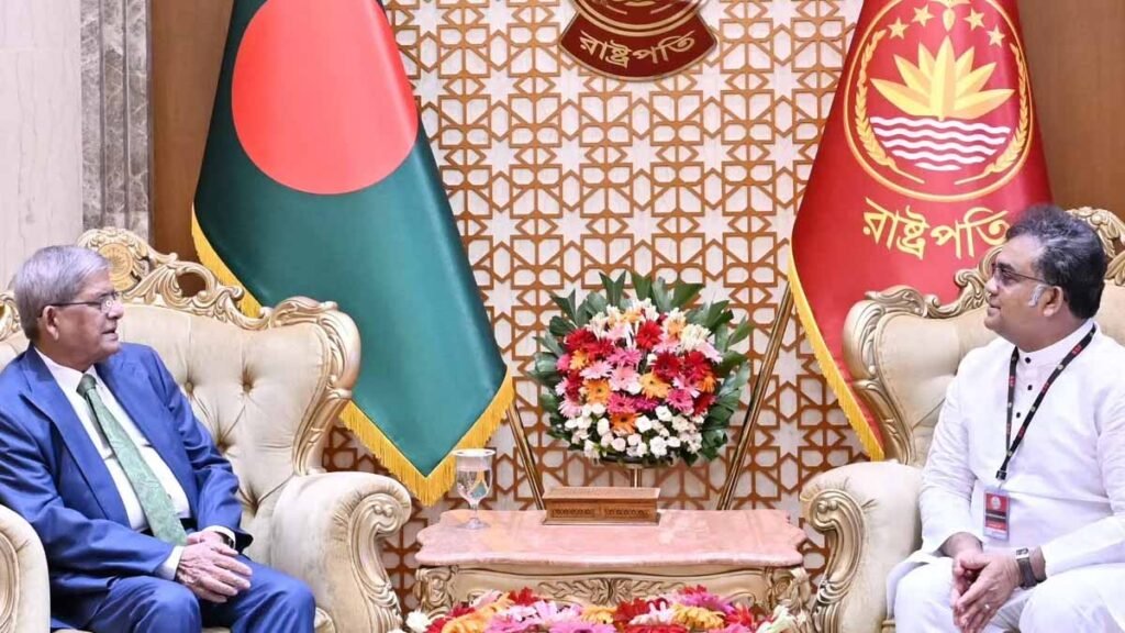 বিশ্ববিদ্যালয়ের মান বাড়াতে মেধা ও যোগ্যতায় জোর রাষ্ট্রপতির