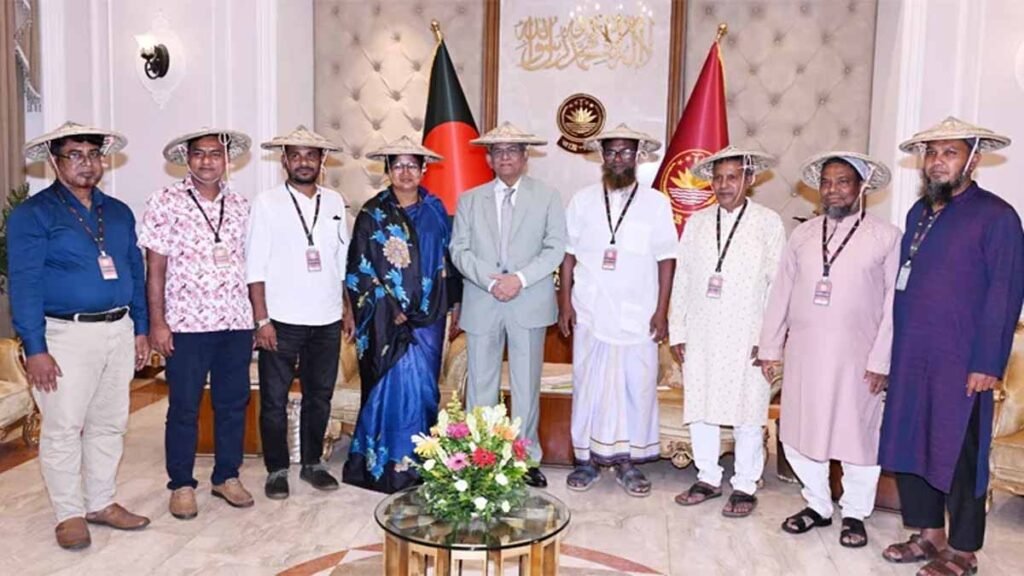 কৃষকদের স্বার্থে জাতীয় পর্যায়ে কেন্দ্রীয় সংগঠন