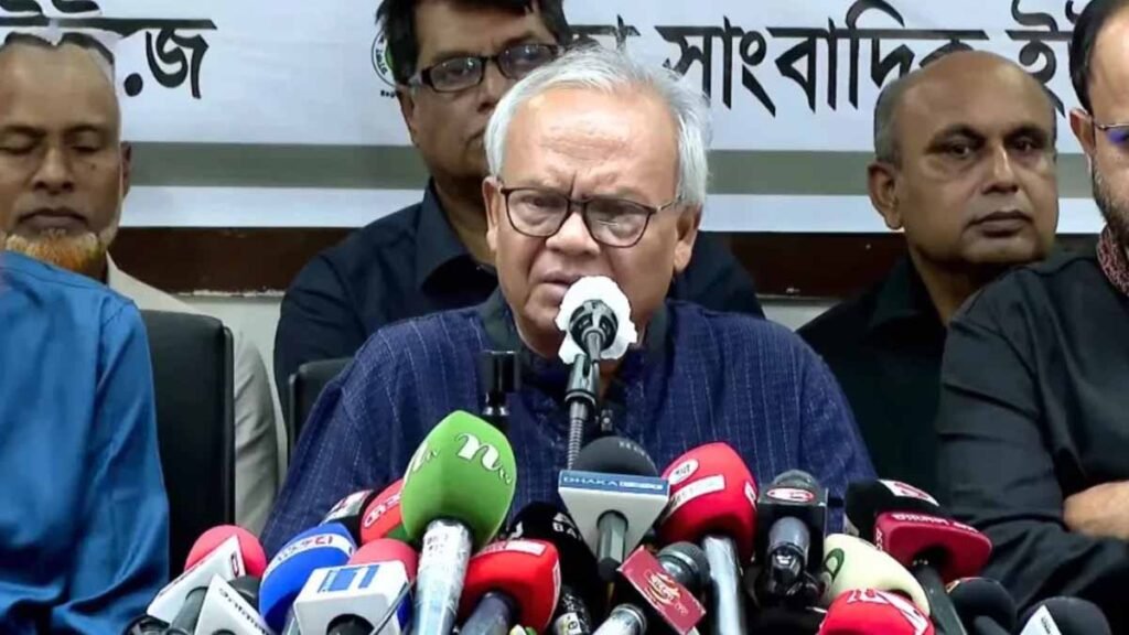 গণতান্ত্রিক শিষ্টাচার নিয়ে রিজভীর বক্তব্য