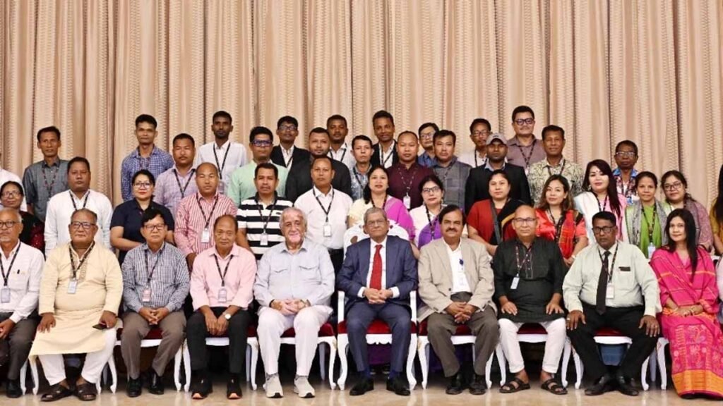 ক্ষুদ্র জাতিগোষ্ঠীর উন্নয়নে ঐক্যবদ্ধ কাজের আহ্বান রাষ্ট্রপতির ক্ষুদ্র জাতিগোষ্ঠীর উন্নয়নে ঐক্যবদ্ধ কাজ