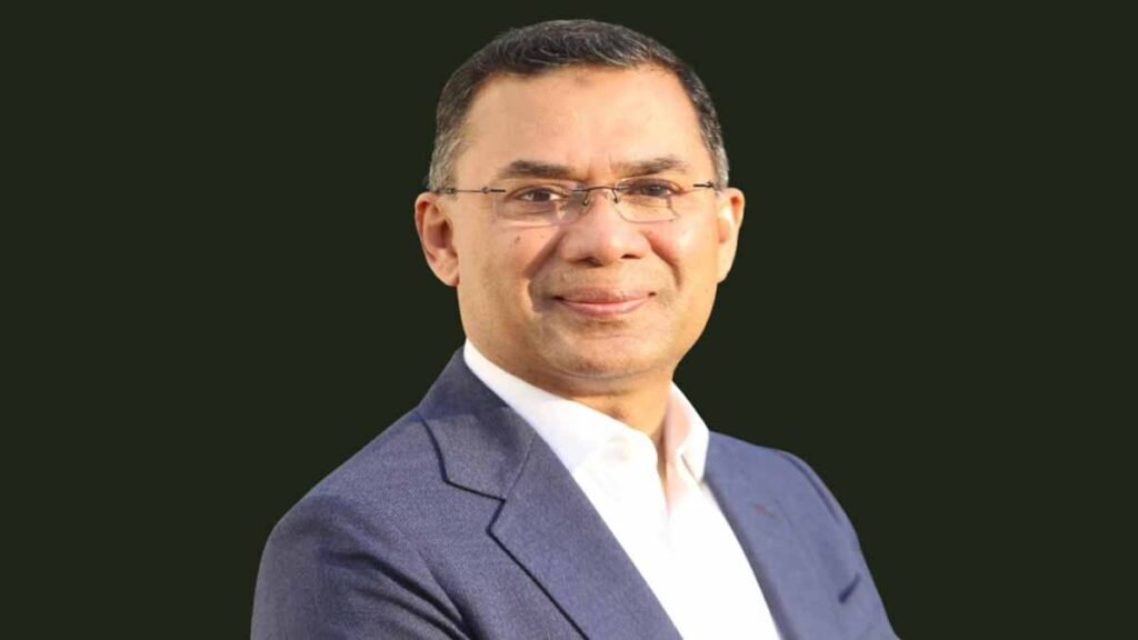 প্রধানমন্ত্রীর দুর্গাপূজার মণ্ডপ পরিদর্শন