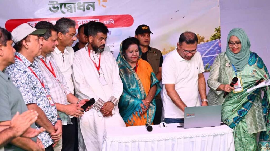 ফেনীর ৩ উপজেলায় ছাদভিত্তিক সৌরবিদ্যুৎ